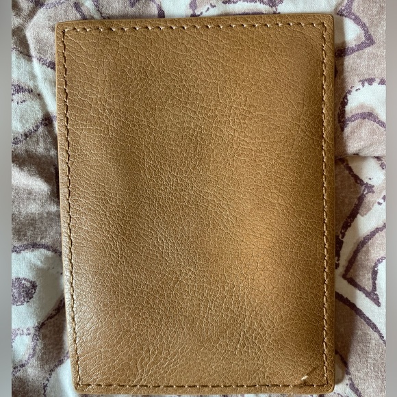 MĀEDN | Camel Everyday Crossbody Leather Purse & Card Wallet | VGUC | One Size - Picture 8 of 12